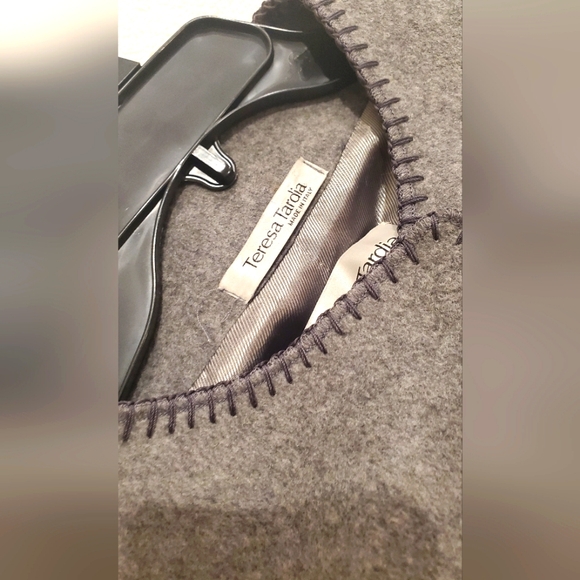 NWT TERESA TARDIA - SIZE 10- COAT- WOOL/CASHMERE- MADE IN ITALY - Picture 6 of 9